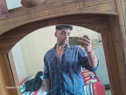 Vishesh Srivastava All Academic Subjects home tutor in Lucknow.